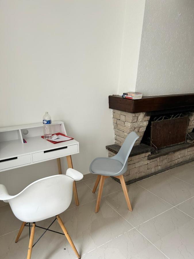 Grand Logement Centre Ville Massy Маси Екстериор снимка