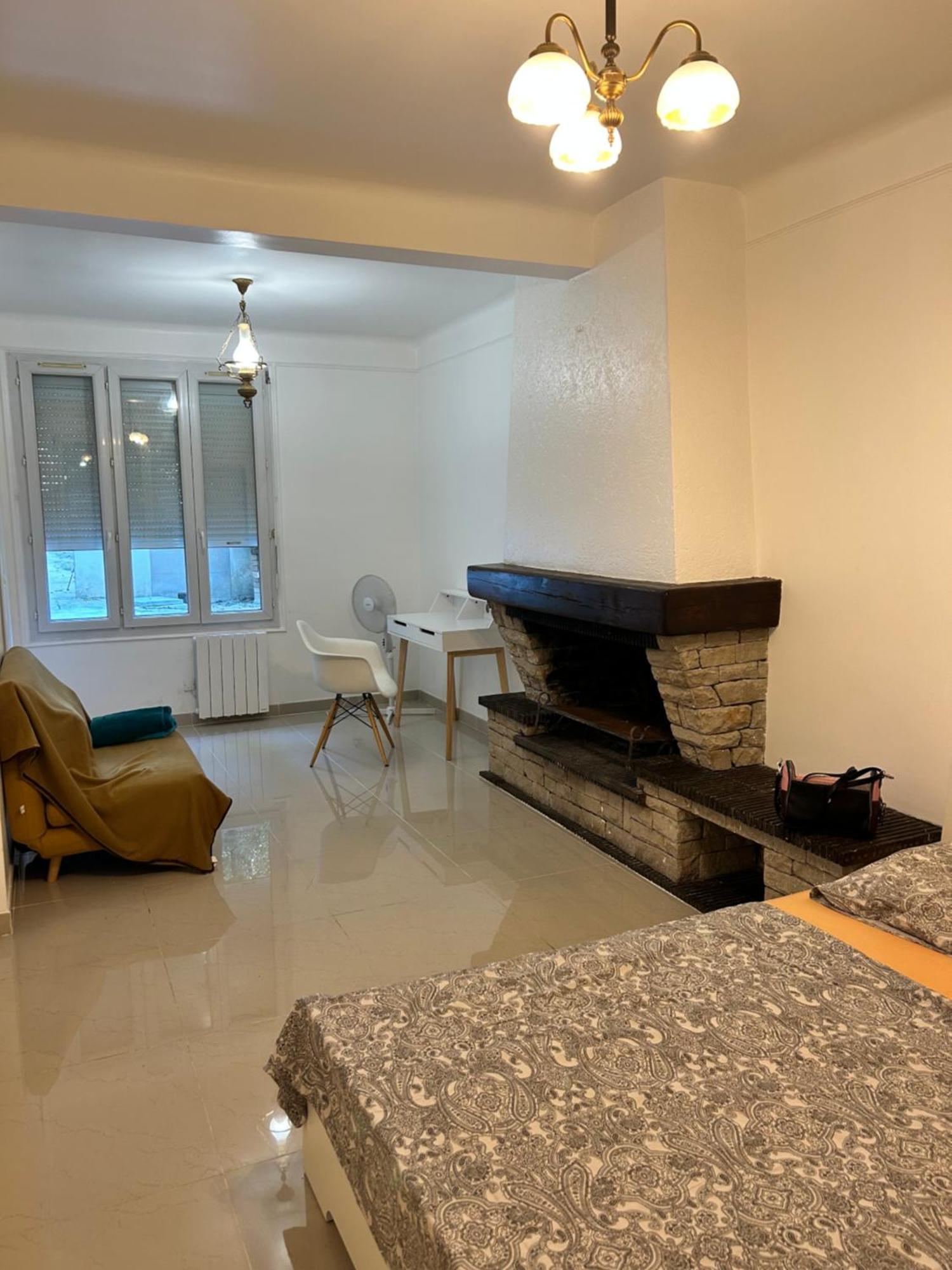 Grand Logement Centre Ville Massy Маси Екстериор снимка